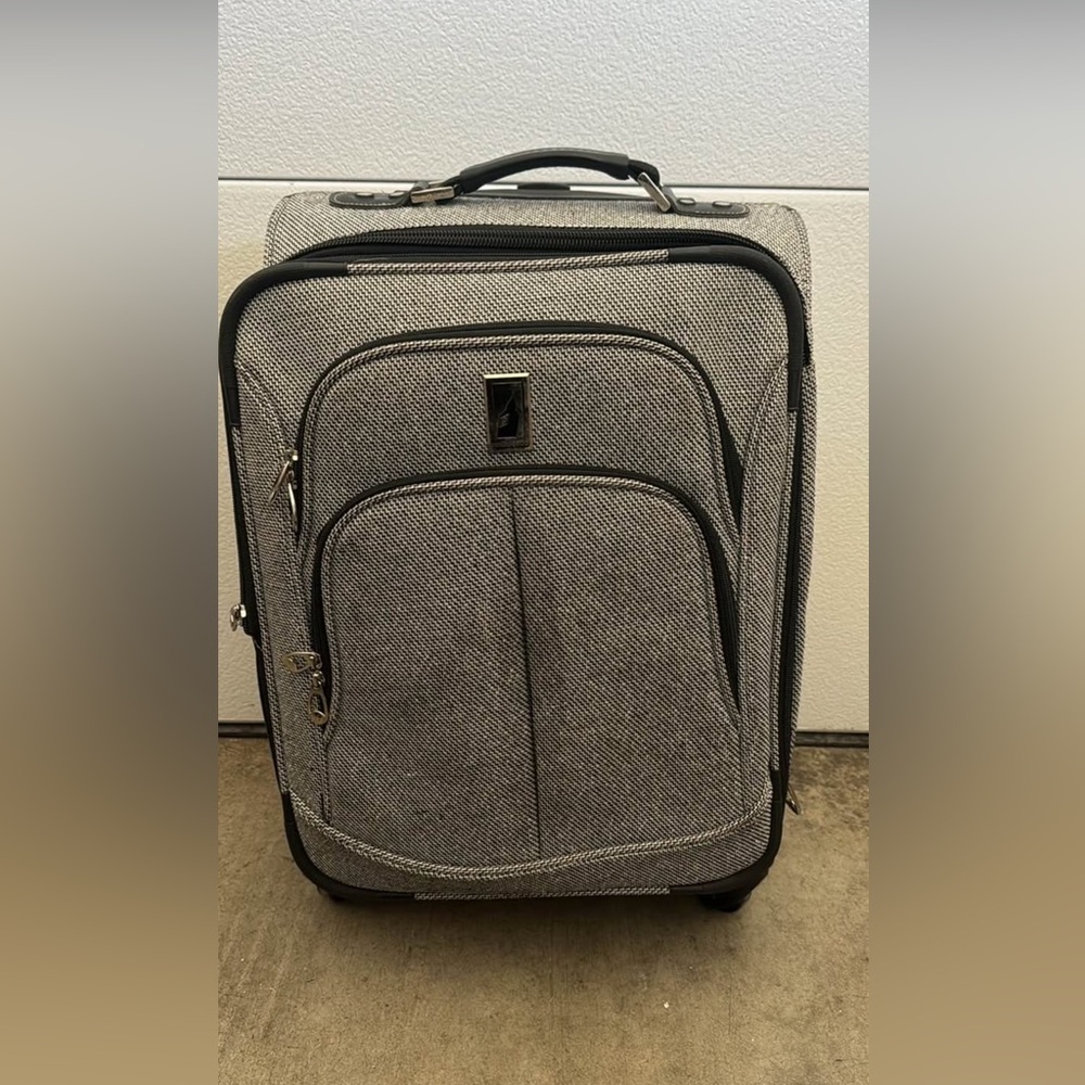 ✅ LONDON FOG “Brighton” Rolling Travel Luggage Bag Roller Expandable Suitcase